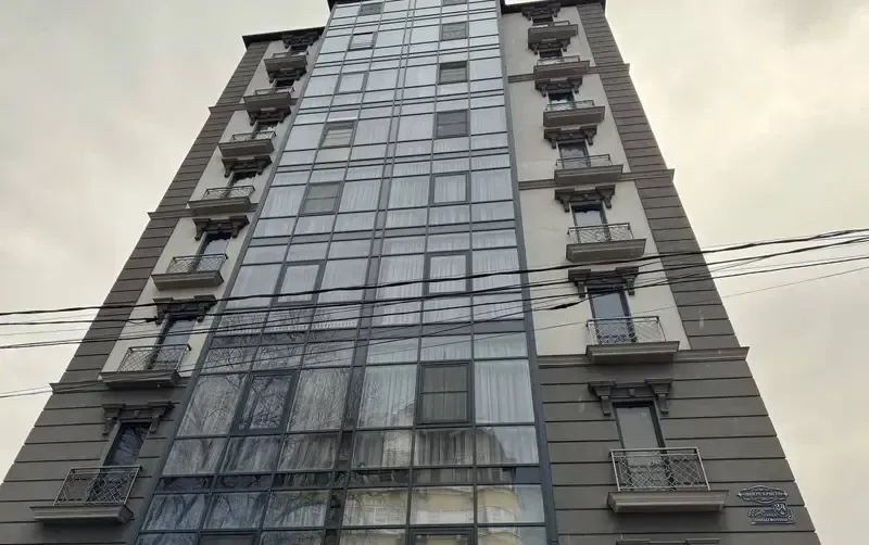 Евро двух комнатная квартира в центре