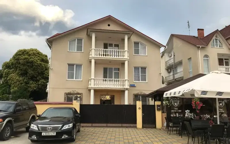Частный дом «В Гостях у Марка»