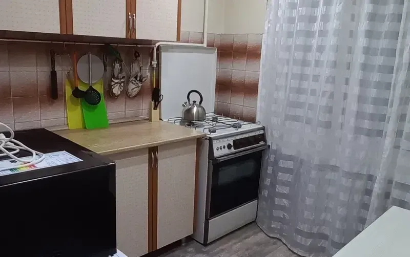 Полуторная в центре