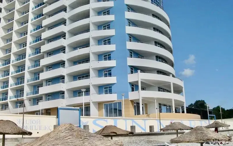 Двухкомнатная квартира на берегу моря Сан Марино — фото 4