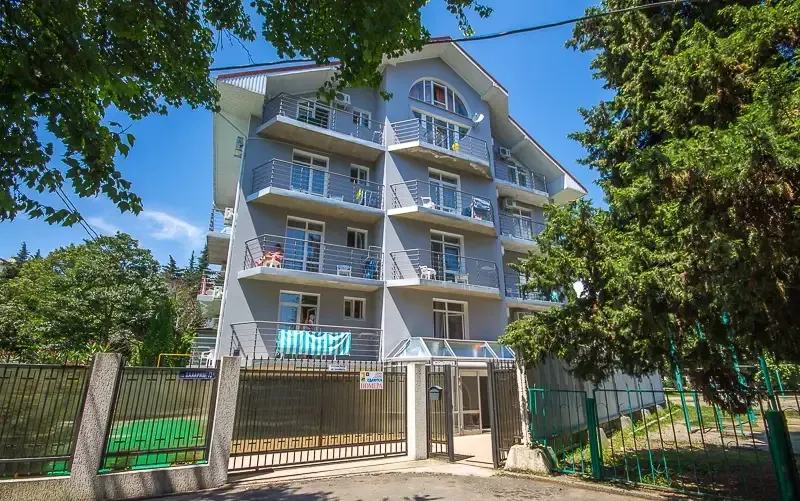 Частный дом «Кипарисовая Аллея»