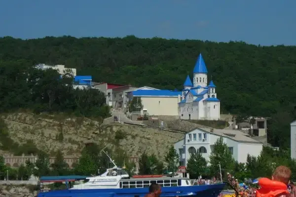 Новомихайловский