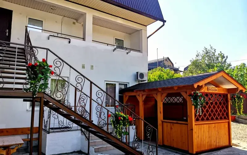 Частный дом «Валенсия»