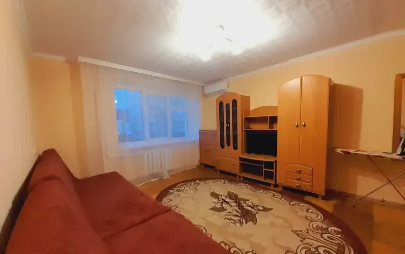 Трехкомнатная квартира на Толстом мысу