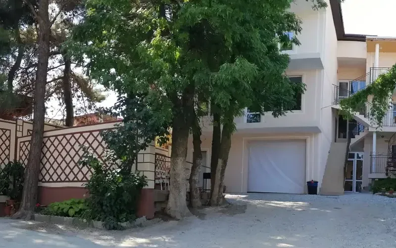 Дивноморское