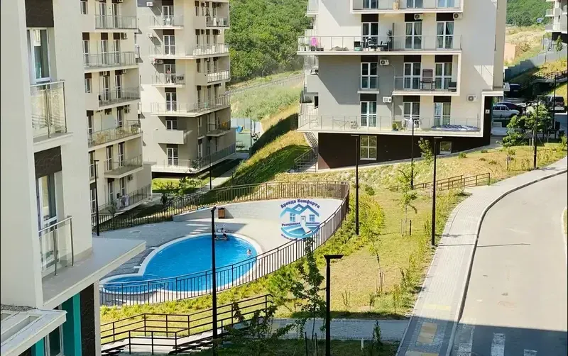 Двухкомнатная квартира с видом на море — фото 4