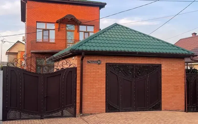 Дом «Люкс» на Чапаева — фото 2