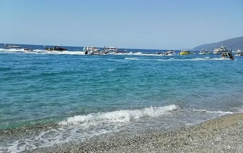 Большая квартира у моря