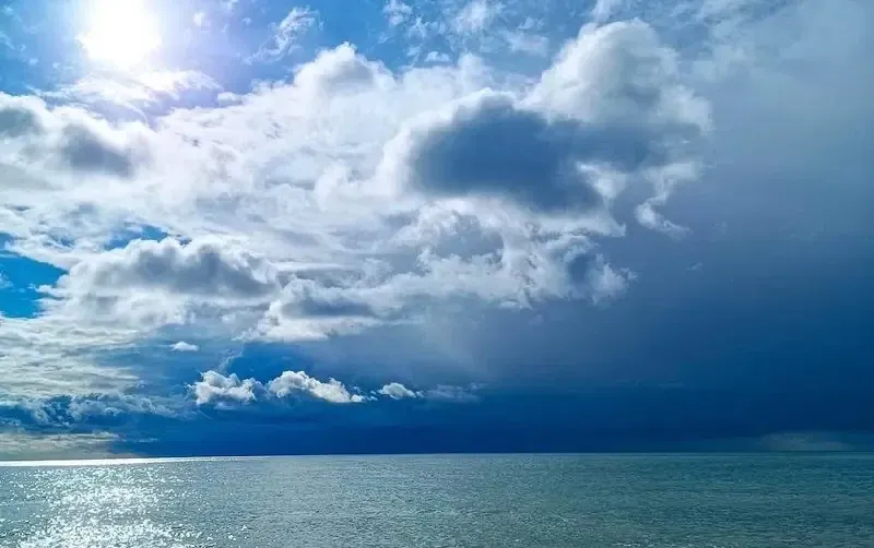 Эллинг «Отдых на берегу моря»