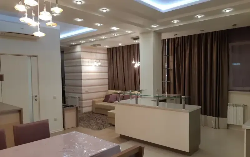 Двухкомнатные апартаменты в центре Адлера