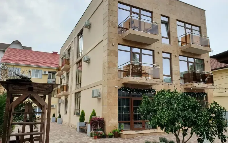 Отель «Бумеранг»