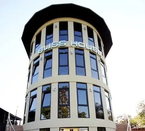 Отель «Bliss House»