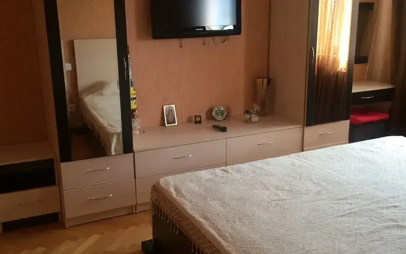 Трехкомнатная квартира в центре