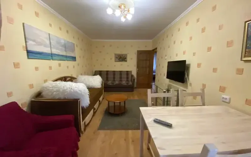 Двухкомнатная квартира — фото 2