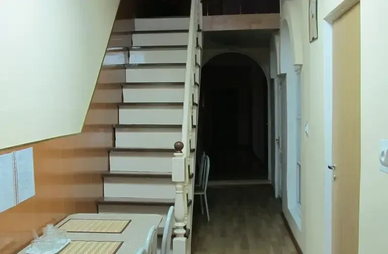 Уютные номера на Самбурова
