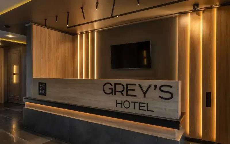 Отель «Grey`s Hotel» — фото 2