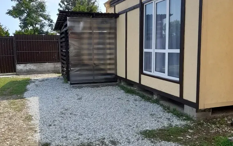 Домик у моря