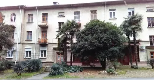 Комната в трехкомнатной квартире