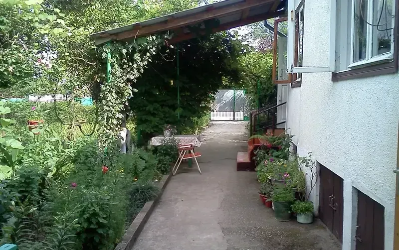 Частный сектор Лакоба 35 — фото 3