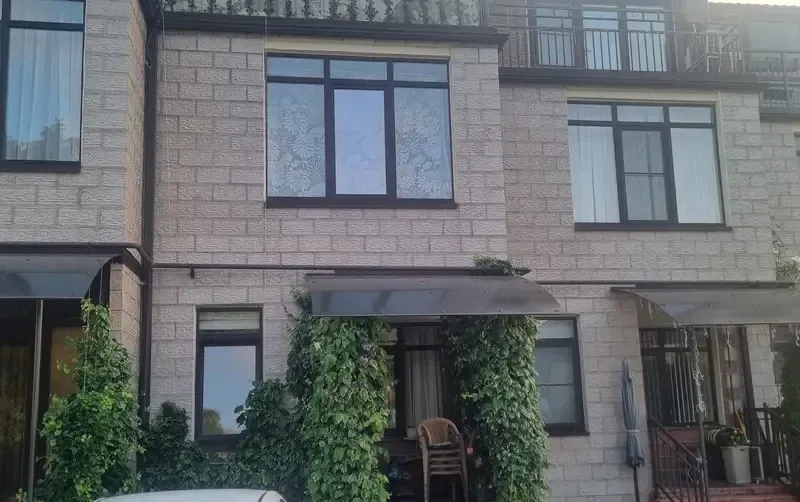 Комната в таунхаусе — фото 5
