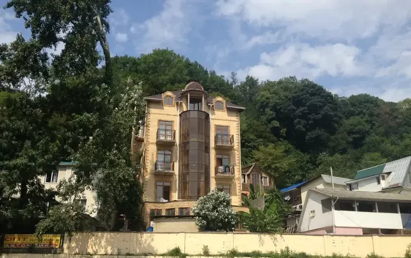 Гостевой дом "Каменный дом"