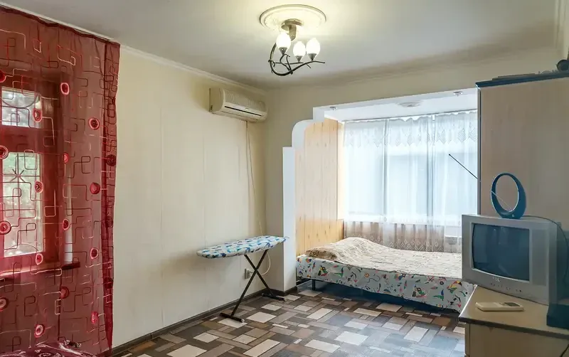 Однокомнатная квартира на Лазарева