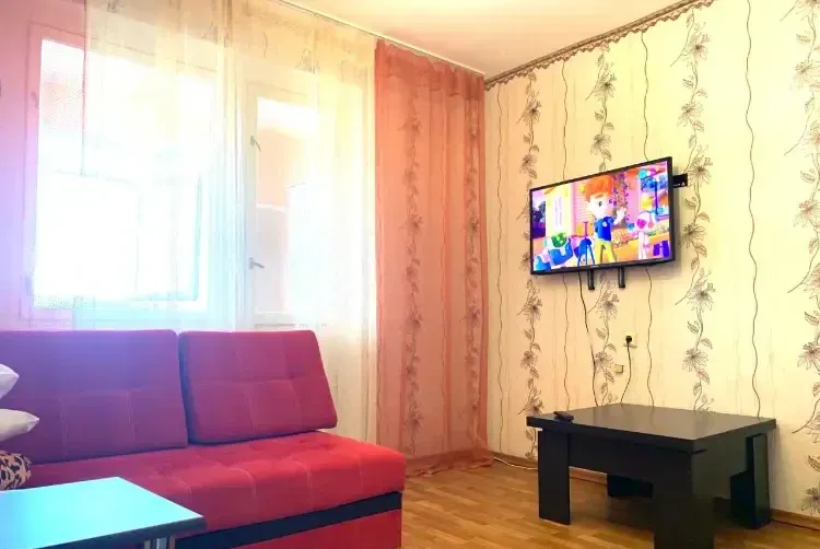 Двухкомнатная квартира на Победы