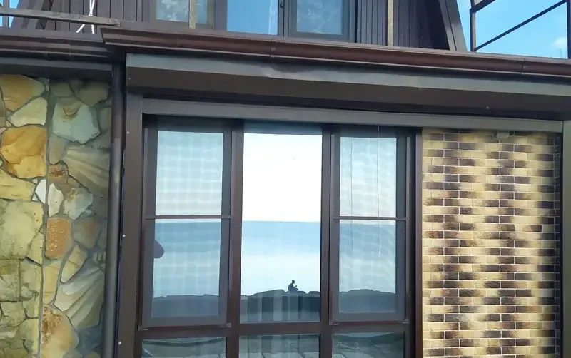 Домик у моря