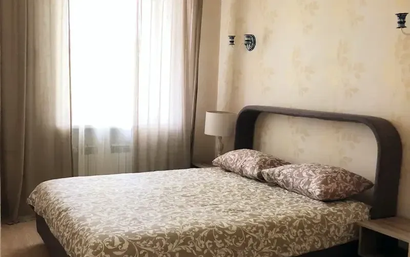 Трёхкомнатные апартаменты на Горького