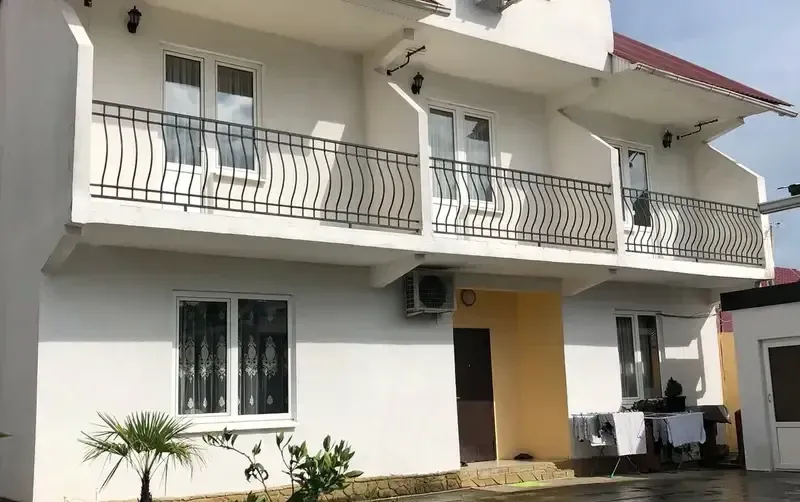Гостевой дом «MolodezhnyyHouse»