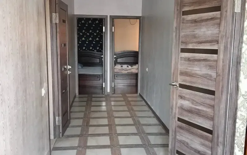Коттедж с бассейном — фото 2
