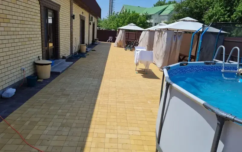 Дома на Комарова — фото 4