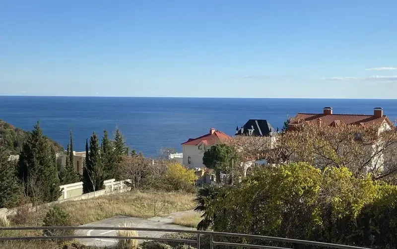 3-х этажный коттедж с бассейном и видом на море — фото 2