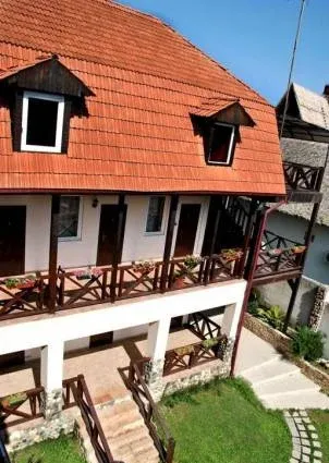 Отель «Старый двор»