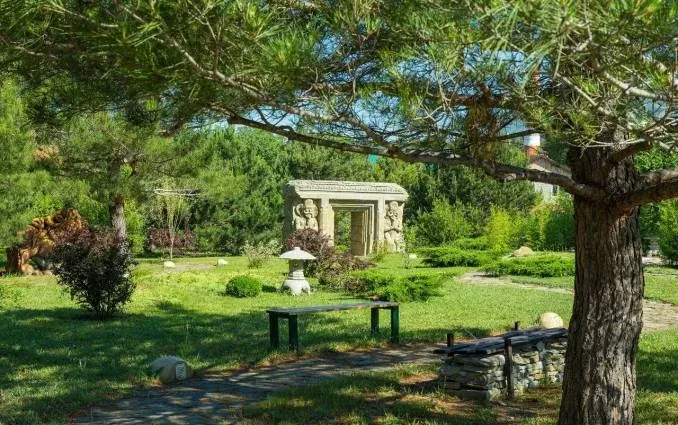 Отель «Алеан Семейный Курорт & Спа Биарритз 4*» (Alean Family Resort & Spa Biarritz 4)