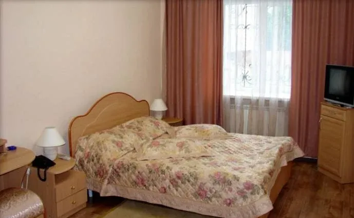 Гостиница Family hotel — фото 3