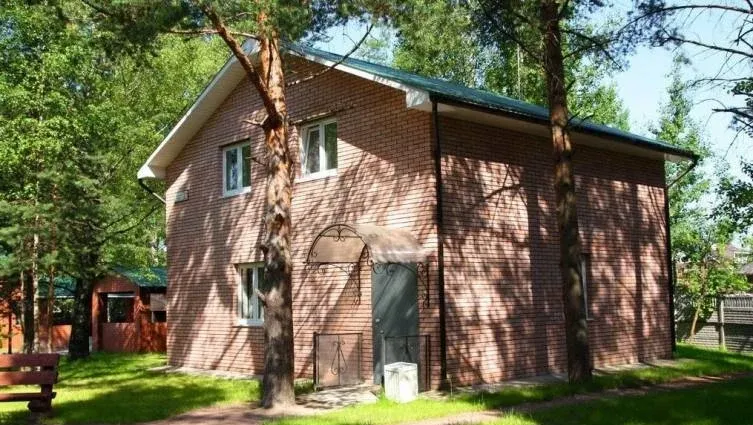 Отель Карина