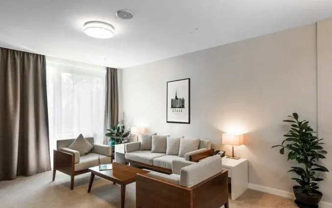 Парклане (Parklane)