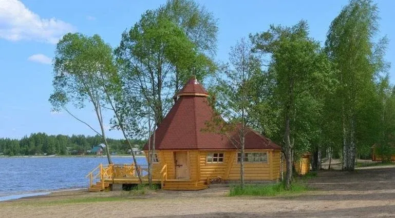Загородный отель «Лесное озеро»