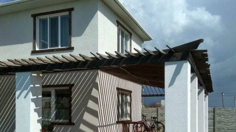 Коттедж с бассейном на Южной