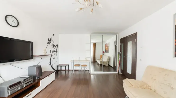 Счастливая Аренда на Июльской (Rent Happy) — фото 4